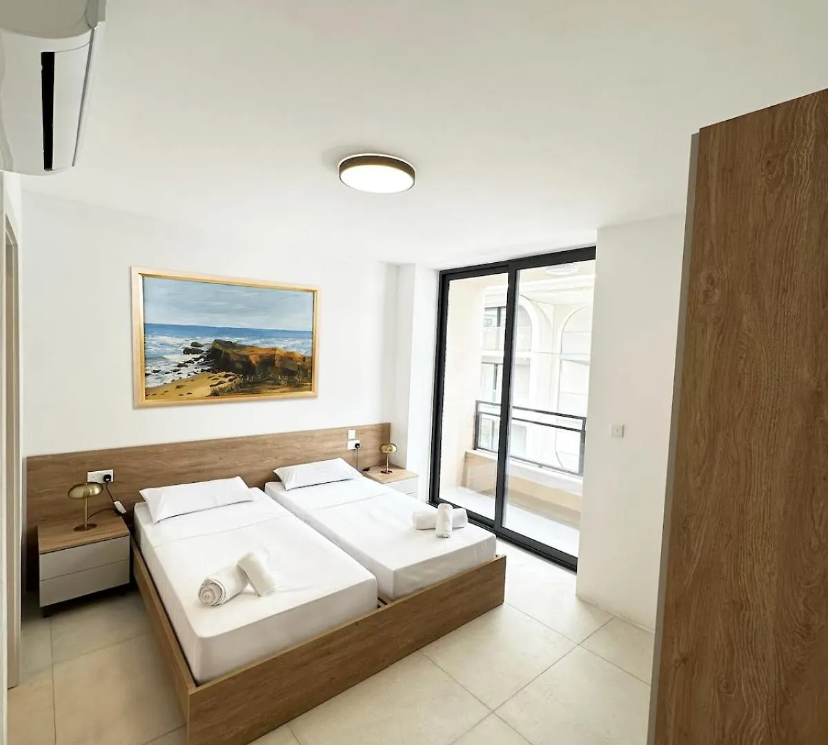 Chic Urban Apartment - Pacaville Saint Julian's