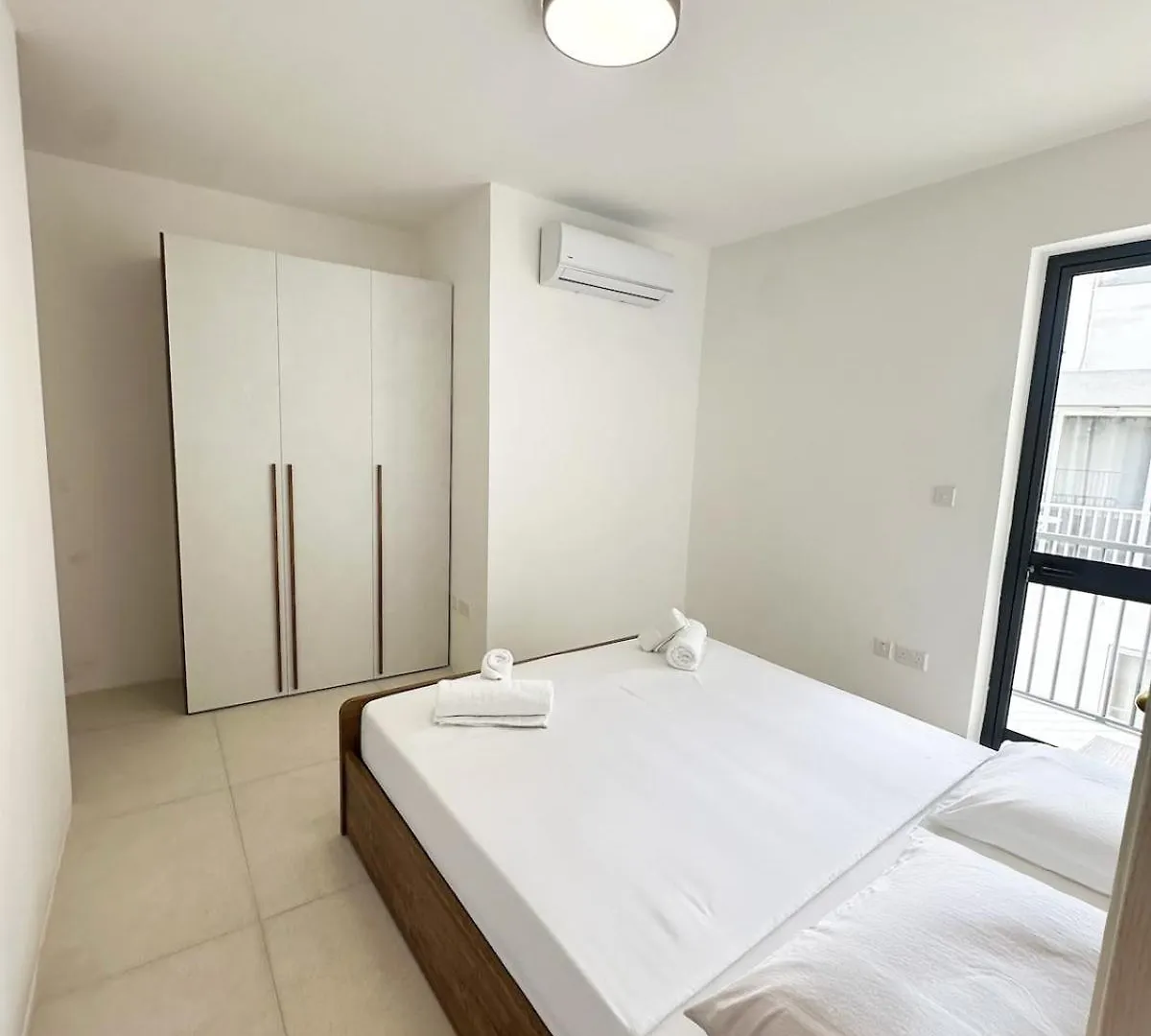 Chic Urban Apartment - Pacaville Saint Julian's 0*,  Malta