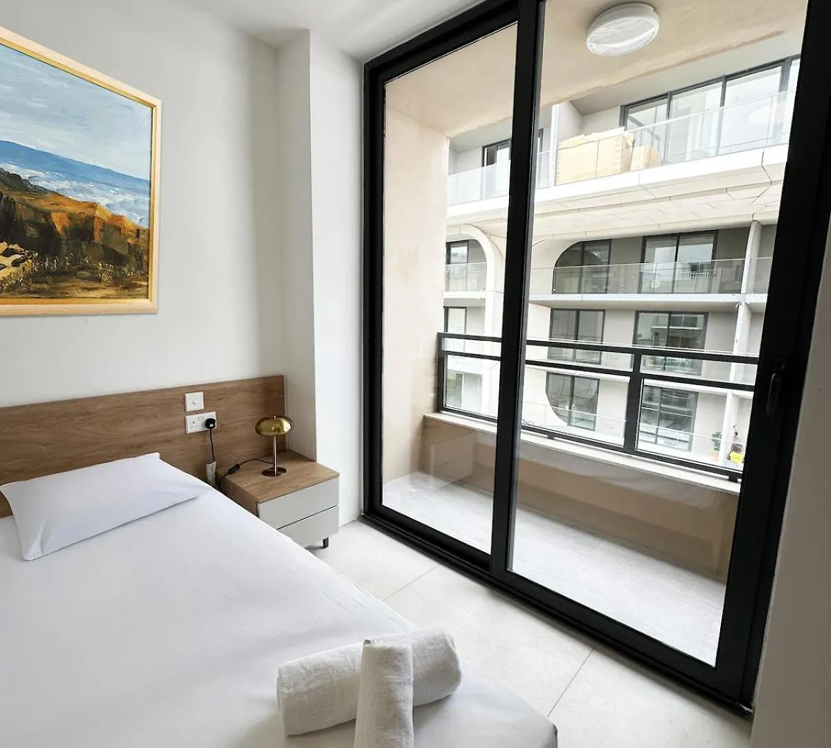 Chic Urban Apartment - Pacaville Saint Julian's 0*,